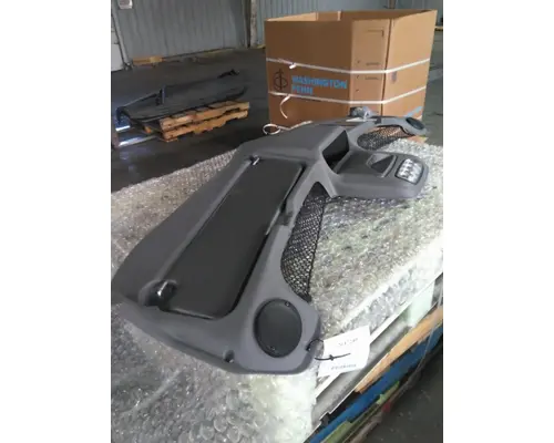 INTERNATIONAL MV INTERIOR PARTS, MISC.