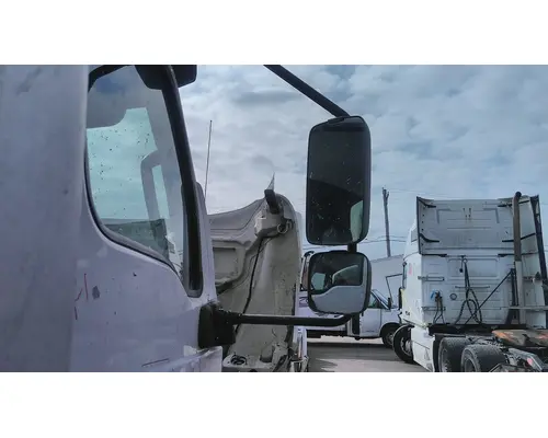 INTERNATIONAL MV MIRROR ASSEMBLY CABDOOR