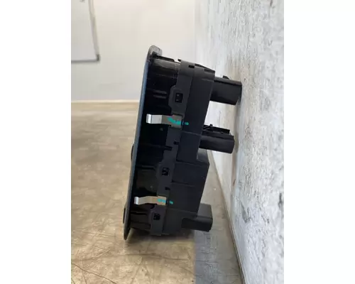 INTERNATIONAL MV Power Window Motor