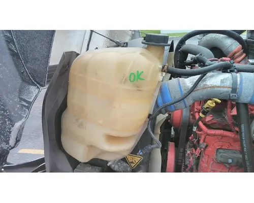 INTERNATIONAL MV RADIATOR OVERFLOW TANK