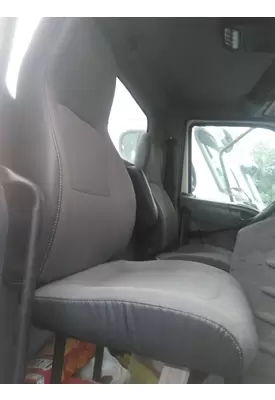 INTERNATIONAL MV SEAT, FRONT