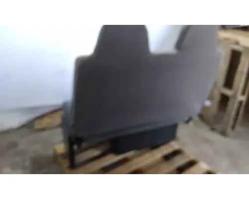 INTERNATIONAL MV SEAT, FRONT
