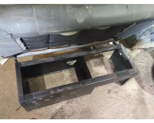 INTERNATIONAL MV SEAT, FRONT