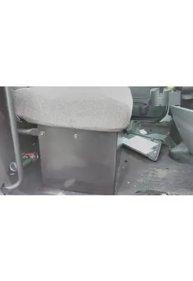 INTERNATIONAL MV SEAT, FRONT