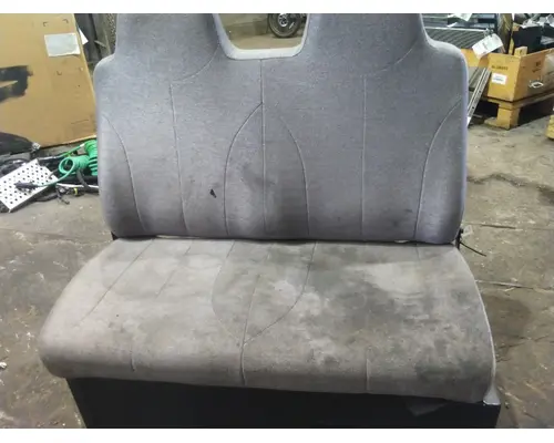 INTERNATIONAL MV SEAT, FRONT