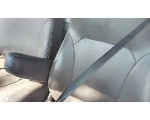 INTERNATIONAL MV SEAT, FRONT