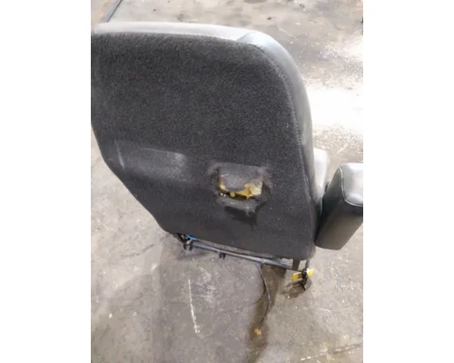 INTERNATIONAL MV SEAT, FRONT