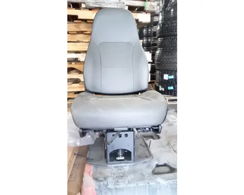 INTERNATIONAL MV Seat, Front