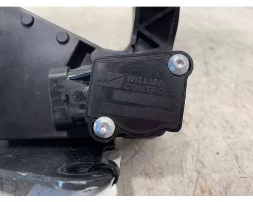 INTERNATIONAL MV Throttle Body Assembly