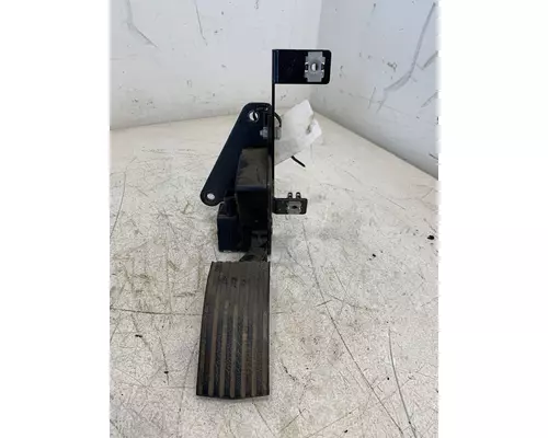 INTERNATIONAL MV Throttle Body Assembly