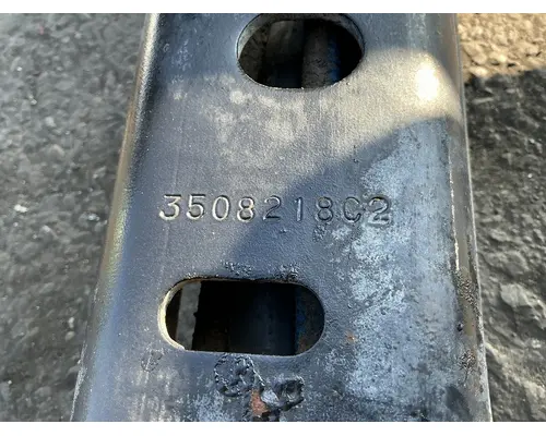 INTERNATIONAL MaxxForce 11 Engine Mounts
