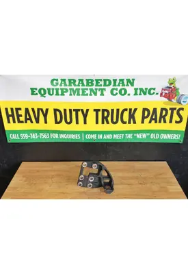 INTERNATIONAL MaxxForce 13 Engine Mounts