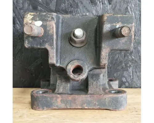 INTERNATIONAL MaxxForce 13 Engine Mounts