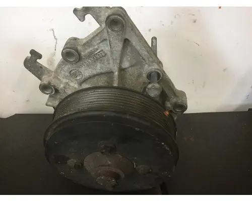 INTERNATIONAL MaxxForce 13 Water Pump