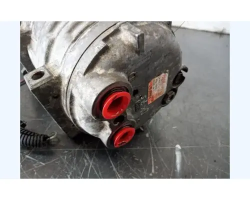 INTERNATIONAL MaxxForce DT Air Conditioner Compressor
