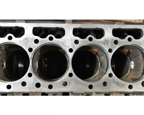INTERNATIONAL MaxxForce DT Cylinder Block