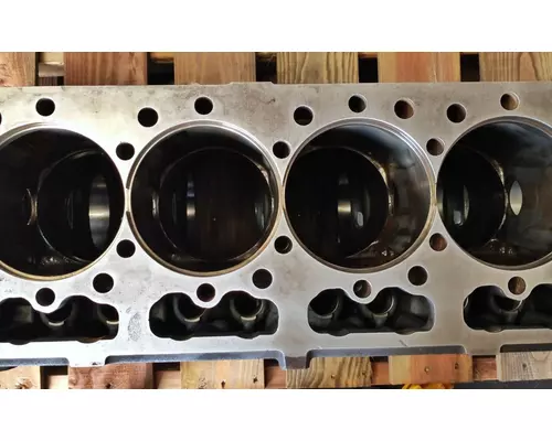 INTERNATIONAL MaxxForce DT Cylinder Block
