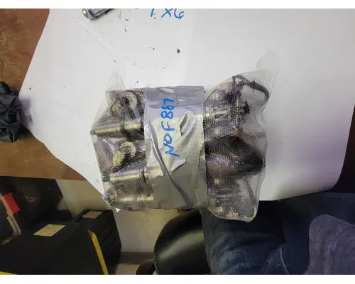 INTERNATIONAL MaxxForce DT Fuel Injector