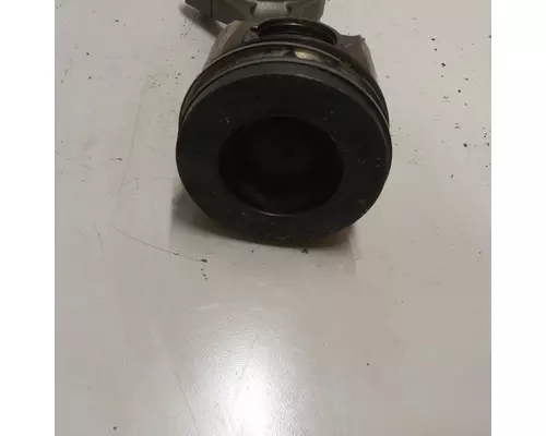 INTERNATIONAL MaxxForce7 Piston