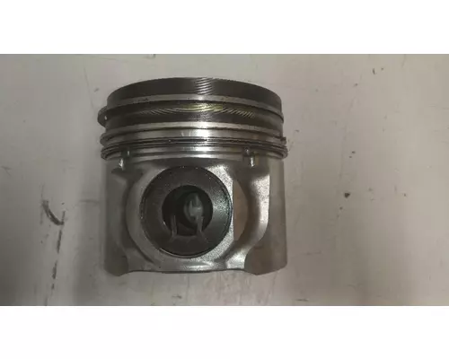 INTERNATIONAL MaxxForceDT Piston