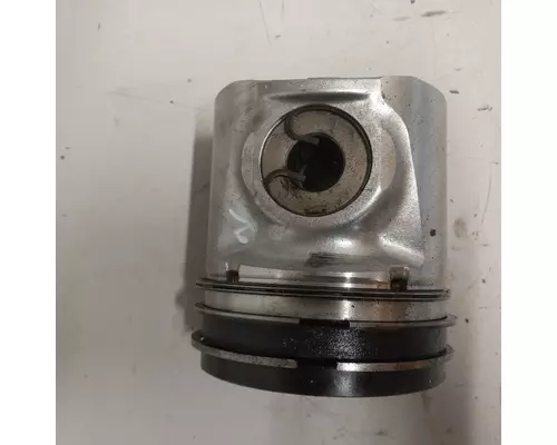 INTERNATIONAL MaxxForceDT Piston