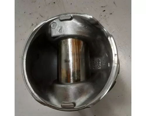 INTERNATIONAL MaxxForceDT Piston