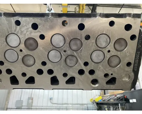 INTERNATIONAL Maxxforce 10 Cylinder Head