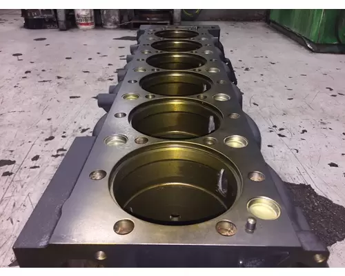 INTERNATIONAL Maxxforce 13 Cylinder Block