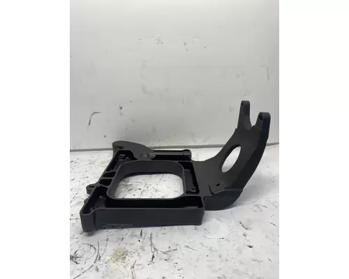 INTERNATIONAL Maxxforce 13 Engine Bracket