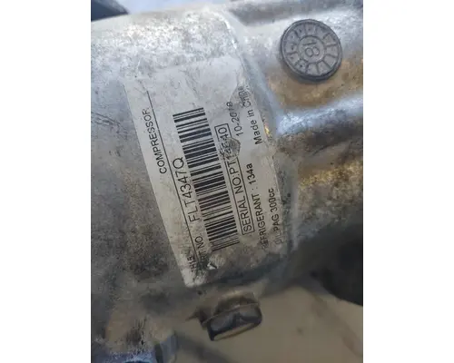 INTERNATIONAL Maxxforce 9 AC Compressor