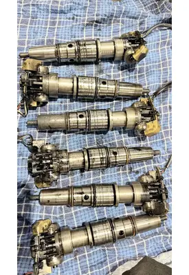 INTERNATIONAL Maxxforce 9 Fuel Injector