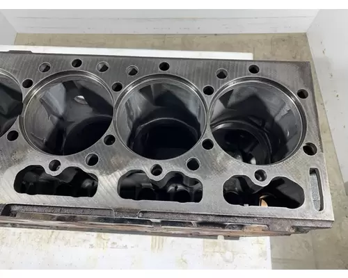 INTERNATIONAL Maxxforce DT Cylinder Block