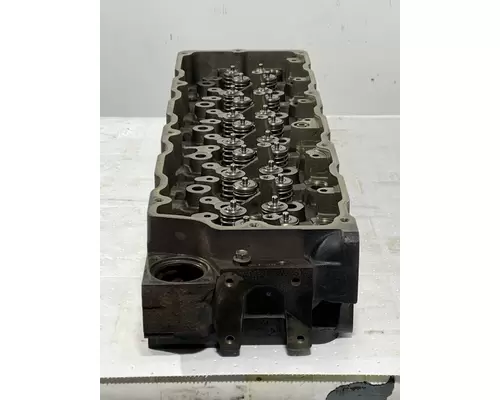 INTERNATIONAL Maxxforce DT Cylinder Head