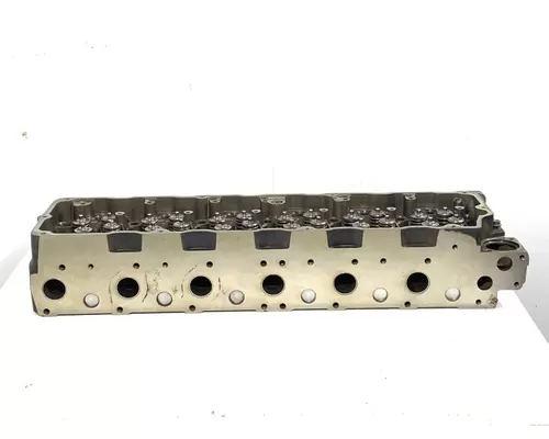 INTERNATIONAL Maxxforce DT Cylinder Head
