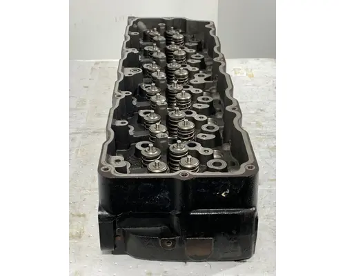 INTERNATIONAL Maxxforce DT Cylinder Head