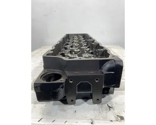INTERNATIONAL Maxxforce DT Cylinder Head