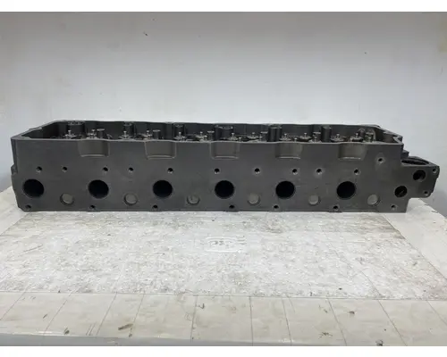 INTERNATIONAL Maxxforce DT Cylinder Head