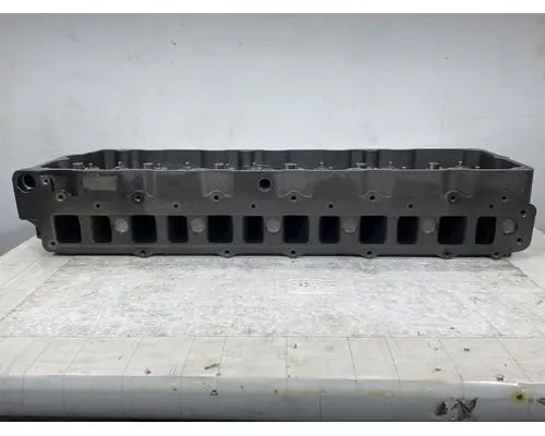 INTERNATIONAL Maxxforce DT Cylinder Head