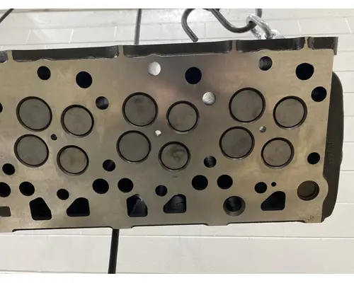 INTERNATIONAL Maxxforce DT Cylinder Head