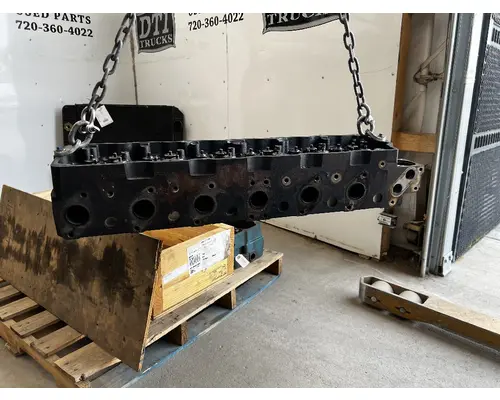 INTERNATIONAL Maxxforce DT Cylinder Head