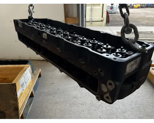INTERNATIONAL Maxxforce DT Cylinder Head