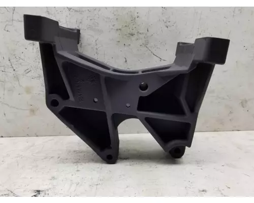 INTERNATIONAL Maxxforce DT Engine Bracket