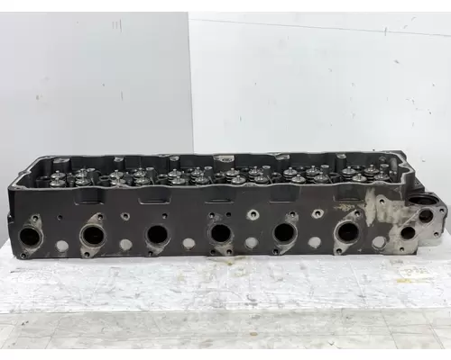 INTERNATIONAL Maxxforce DT Engine Cylinder Head