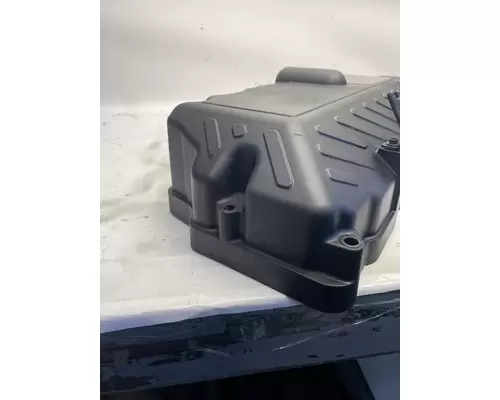 INTERNATIONAL Maxxforce DT Valve Cover
