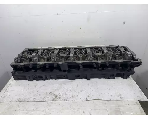 INTERNATIONAL N13 Cylinder Head