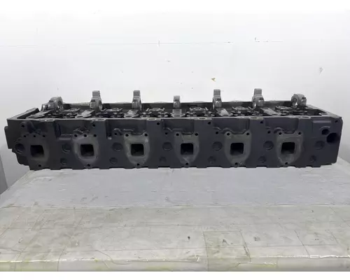 INTERNATIONAL N13 Cylinder Head