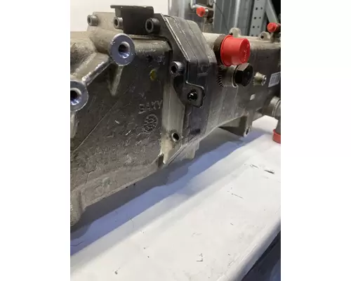 INTERNATIONAL N13 Engine Oil Cooler