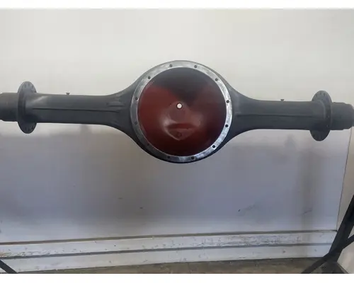 INTERNATIONAL N400R Axle Housing (Rear)