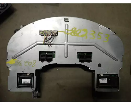 INTERNATIONAL PB105 Instrument Cluster