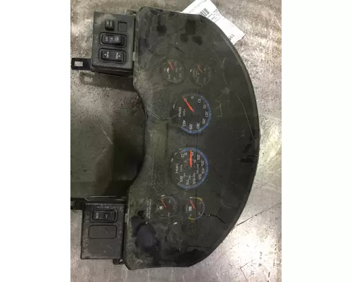 INTERNATIONAL PB105 Instrument Cluster